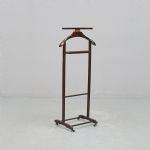 1358 1465 VALET STAND